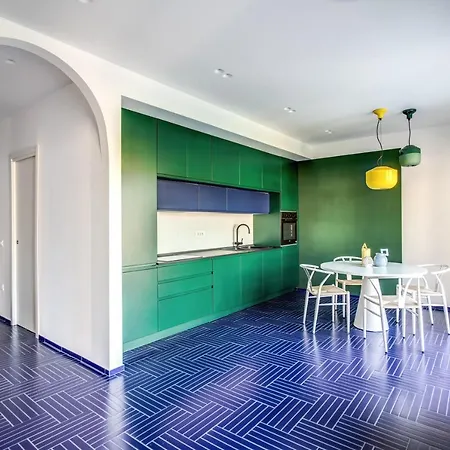 Apartment Crawford